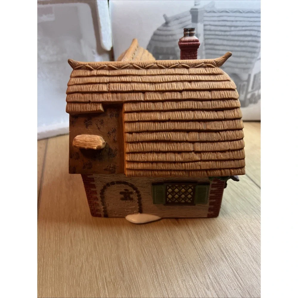 Dept 56 Dickens Village Cobb Cottage 5824-6‎ With Box 1994 No Light